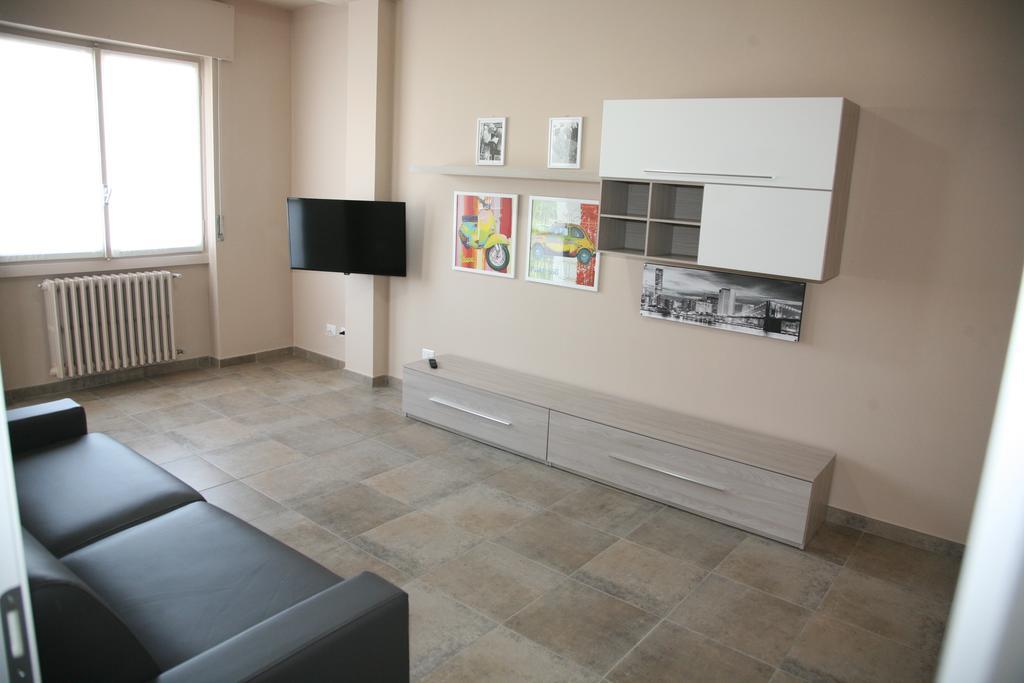 Siag Apartments Cormano Cameră foto
